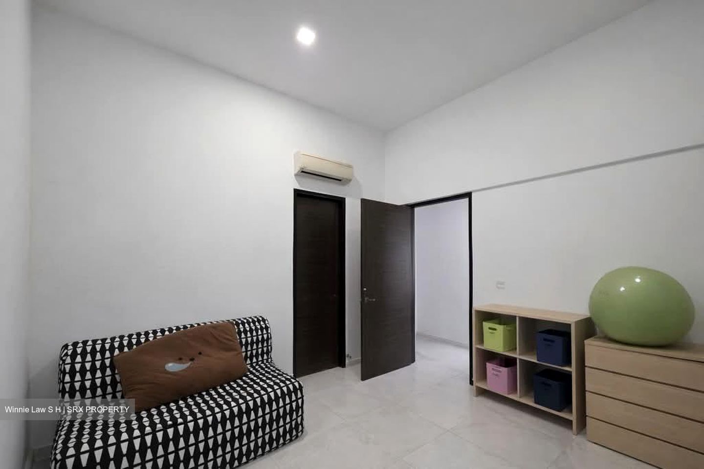 Robey Crescent (D19), Semi-Detached #540962521